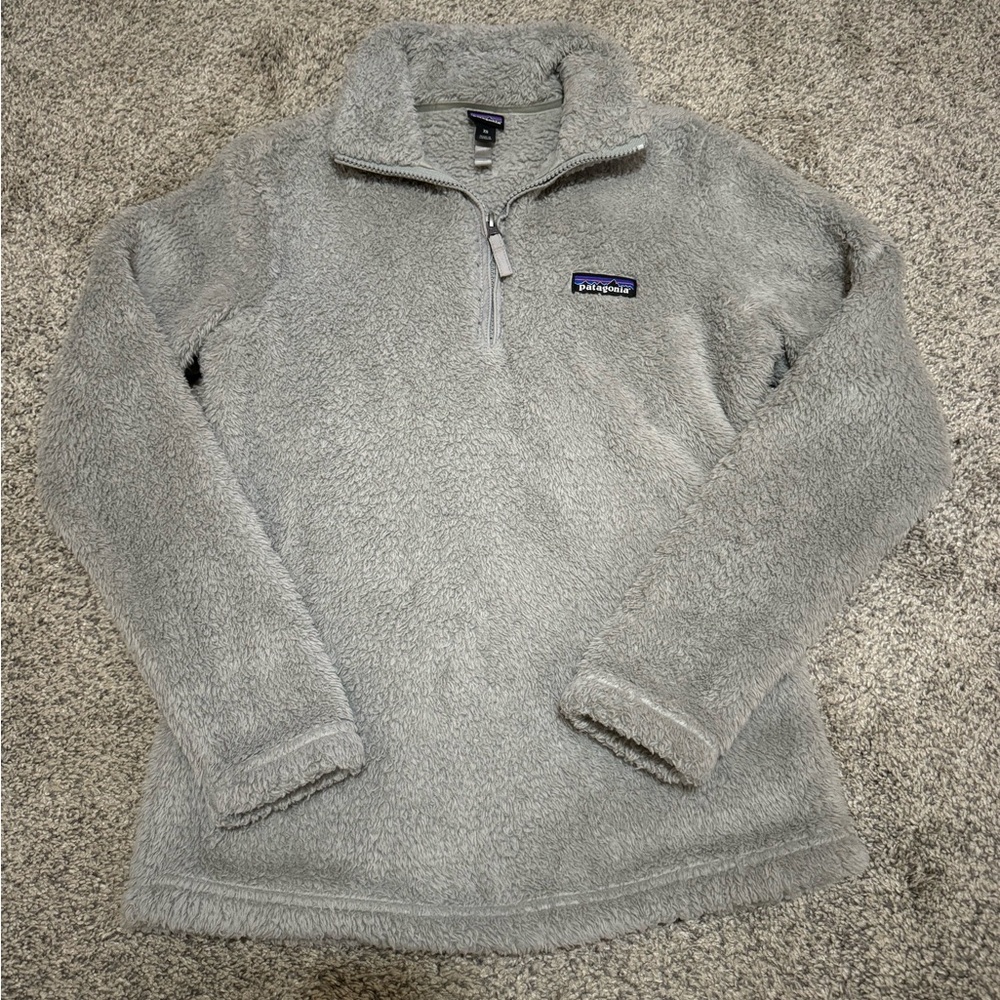 Patagonia fuzzy quarter zip size xs